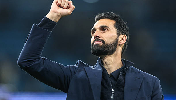 Từ kẻ đóng thế, Arbeloa vươn tầm gánh vác Real Madrid