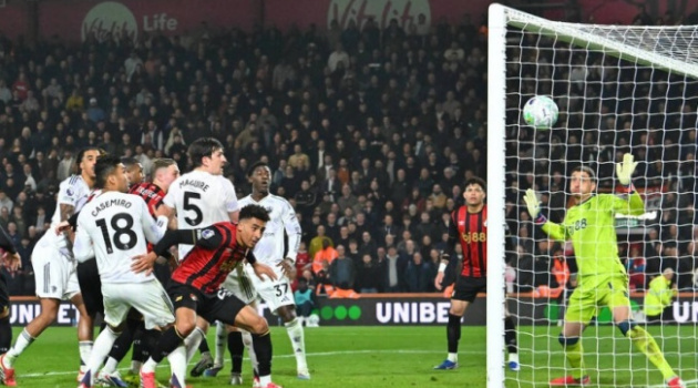5 lý do MU hòa 2-2 Bournemouth: Tội đồ Harry Maguire; VAR gây tranh cãi