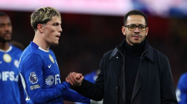 4 tử huyệt khiến Chelsea tan rã dưới thời Liam Rosenior