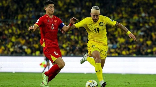 Báo giới xôn xao khi Việt Nam bỏ xa Malaysia trên BXH FIFA