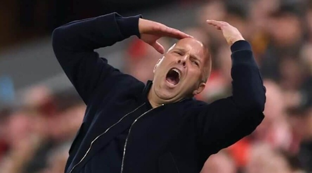 Nghịch lý Arne Slot từ người hùng đến tội đồ tại Anfield