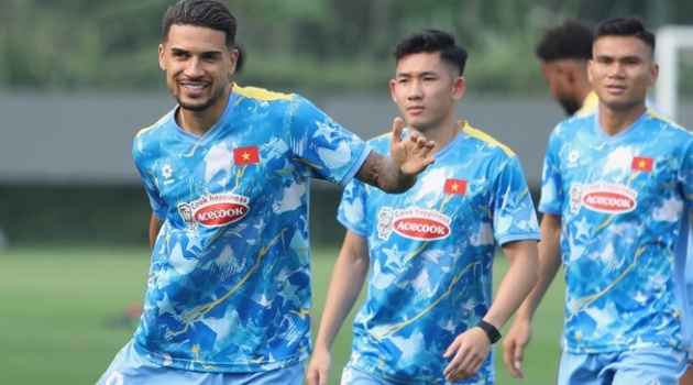 Chờ đợi vũ điệu Samba của Xuân Son và Đỗ Hoàng Hên