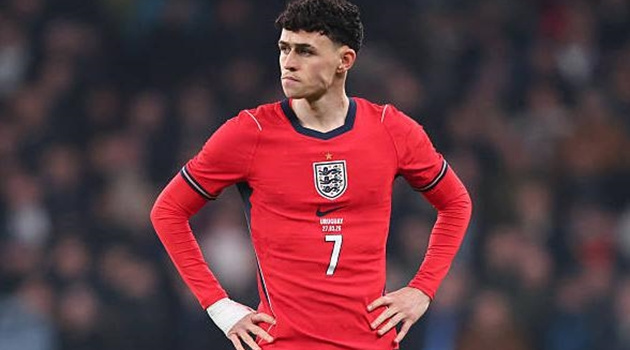 Foden lạc nhịp giữa những yêu cầu thực dụng của Tuchel
