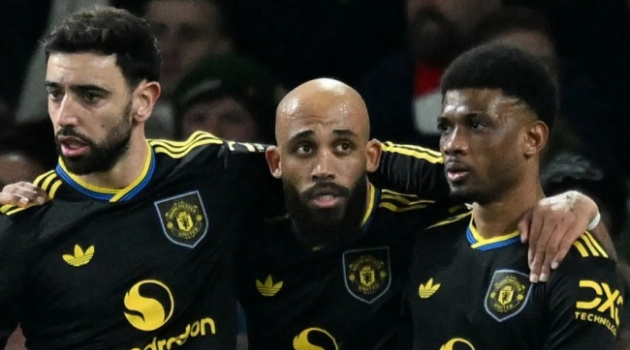 Chấm điểm Man Utd: Bruno Fernandes rực sáng; Ugarte gây thất vọng