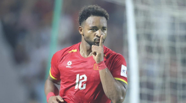 Lập cú đúp hạ Malaysia, Xuân Son đáp trả dư luận