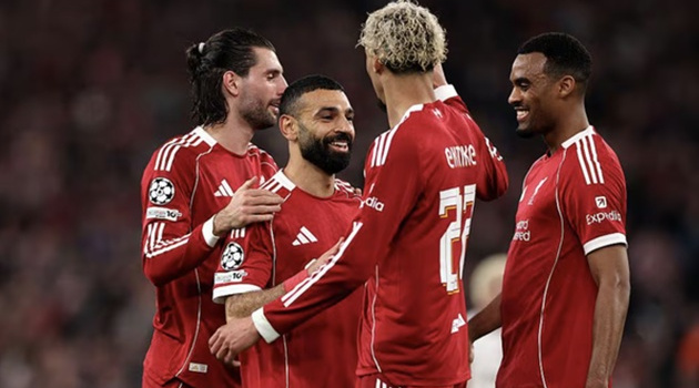 Liverpool cách vĩ đại hay thảm họa đúng 10 trận đấu