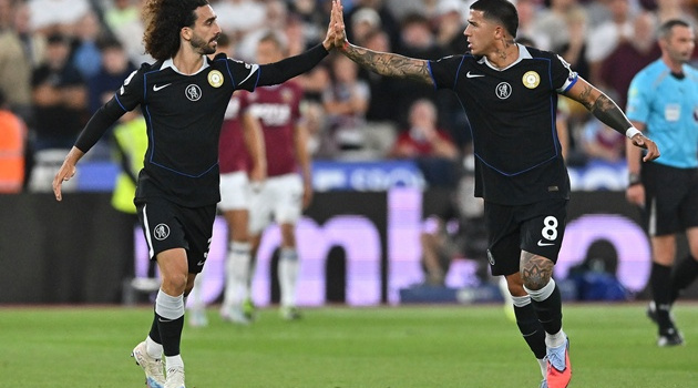 Chelsea đối mặt mùa hè sinh tử sau những rạn nứt nội bộ