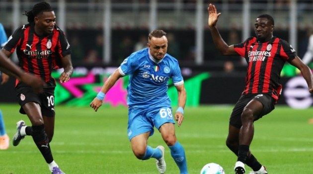 Soi trận Napoli vs AC Milan: De Bruyne trở lại, Allegri quyết phá dớp Conte