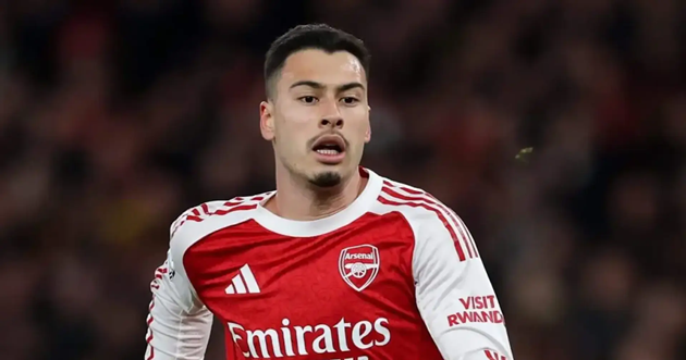 Lý do Martinelli thoát án dù đẩy trọng tài tại FA Cup
