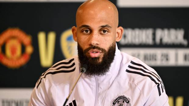 Bryan Mbeumo bị choáng trước sức hút của Man United