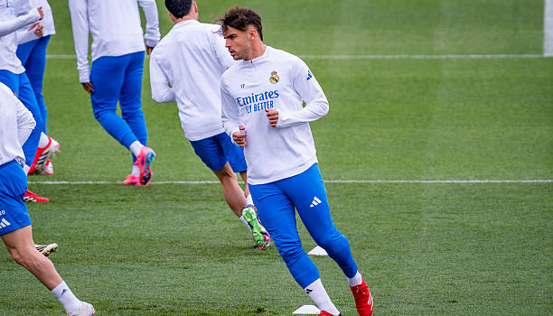 Kỷ luật thép từ Arbeloa khuất phục cái tôi của Asencio