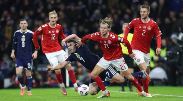 Sporting giảm nửa giá, MU sáng cửa mua Hjulmand