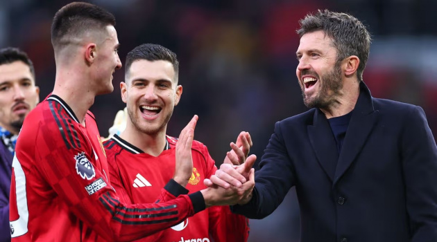 MU chỉ cách vé Champions League 5 chiến thắng