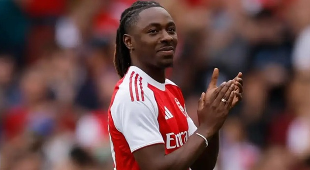 Arsenal đón cú hích, Eze trở lại trước thềm chặng nước rút