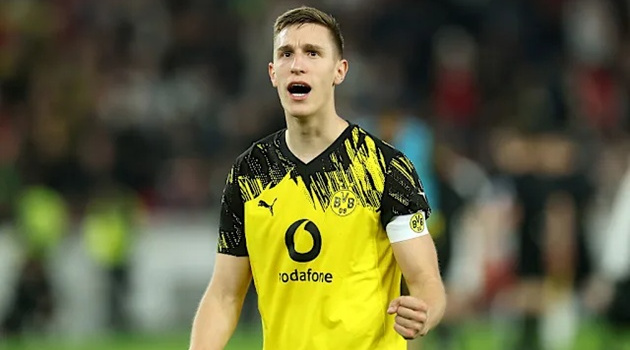Dortmund chính thức trói chân Schlotterbeck đến năm 2031