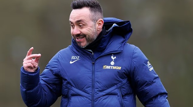 De Zerbi bắt tay khôi phục bản sắc để giúp Tottenham trụ hạng