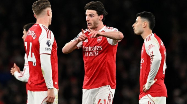 Gyokeres và Rice bị chê tơi tả khi Arsenal thua