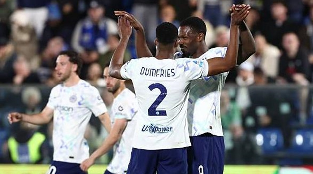 Thắng nghẹt thở Como, Inter bỏ xa nhóm bám đuổi 9 điểm