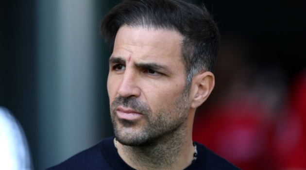 Fabregas dập tắt tin đồn dẫn dắt Chelsea