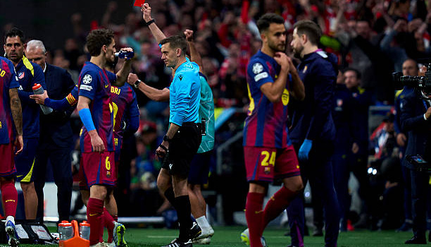 Tại sao cú vấp ở Cúp C1 không phải thảm họa với Barca?