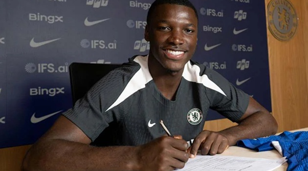 Chelsea gia hạn với Moises Caicedo đến năm 2033