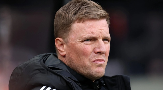 Newcastle cần dứt khoát với tương lai của Eddie Howe