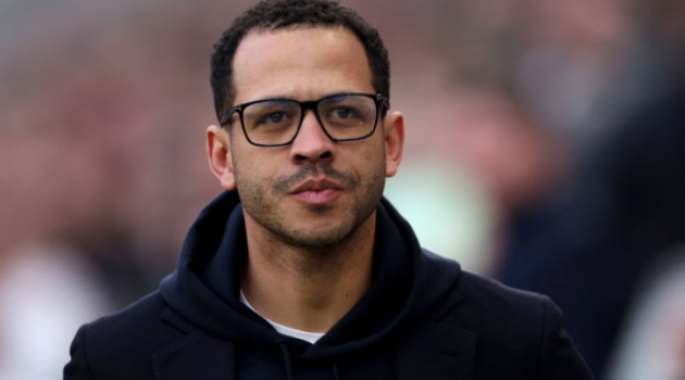 CĐV đòi sa thải Rosenior sau thất bại bạc nhược của Chelsea