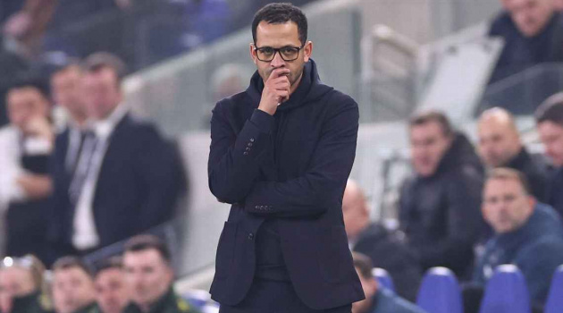 Triều đại của Liam Rosenior tại Chelsea đã sụp đổ ra sao?