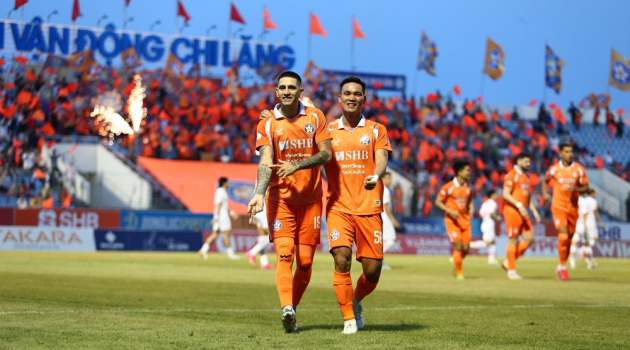 Hòa Đà Nẵng 3-3, Viettel sẩy chân ở cuộc đua vô địch