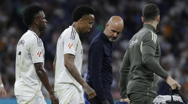 Đôi chân pha lê nhấn chìm giấc mơ World Cup của Eder Militao