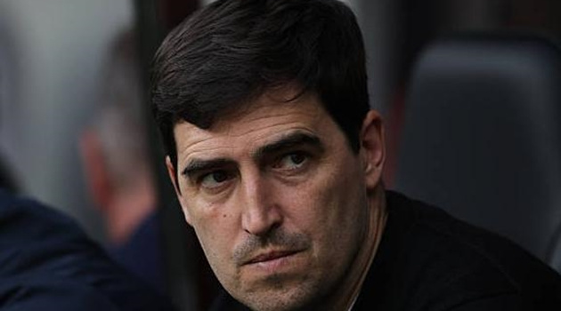 Andoni Iraola sẵn sàng ngồi ghế nóng tại Chelsea