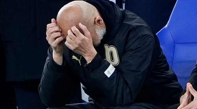 13 phút điên rồ có thể khiến Man City mất ngôi vương