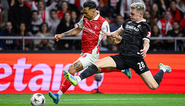 Soi trận Freiburg vs Braga: Mệnh lệnh phải thắng