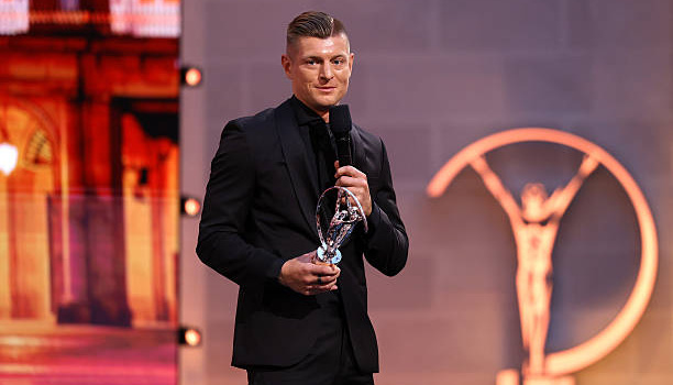 Chủ tịch Real Madrid mời Toni Kroos về dẹp loạn nội bộ