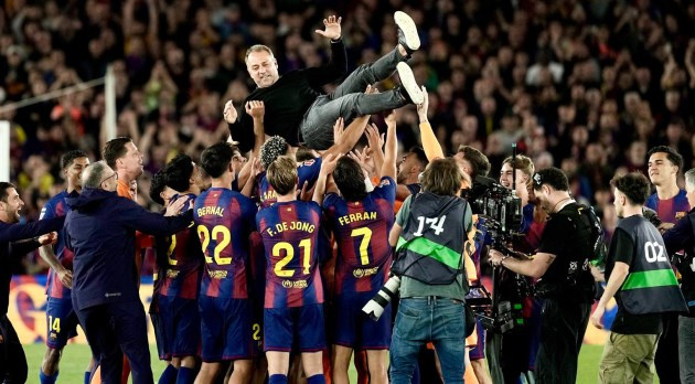 Barcelona nhấn chìm Real Madrid để đăng quang La Liga