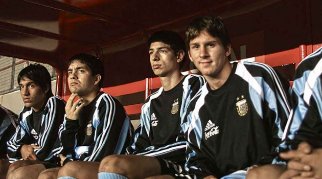 Cuộn băng VHS định mệnh giữ Messi lại cho Argentina