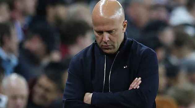 Arne Slot chỉ rõ thời điểm Liverpool sụp đổ trước Aston Villa