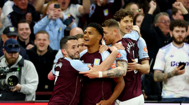Màn trình diễn tiệm cận hoàn hảo của Ollie Watkins
