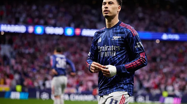 Silvestre khuyên Martinelli rời Arsenal nếu vô địch