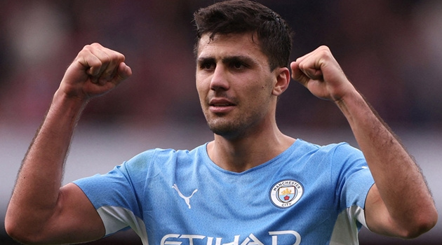 Tin đồn chuyển nhượng sáng 21/5: Real Madrid chèo kéo Rodri; Barca đạt thỏa thuận với Rashford