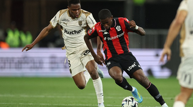 Soi trận Lens vs Nice: Cơ hội lên ngôi lịch sử