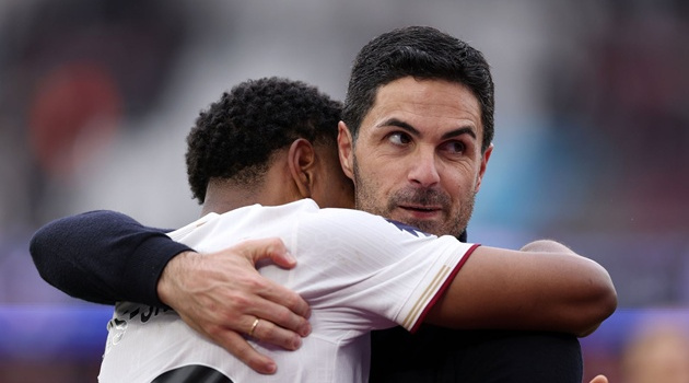 Arteta khẳng định thấy trước cảnh Arsenal nâng cúp từ tháng Ba