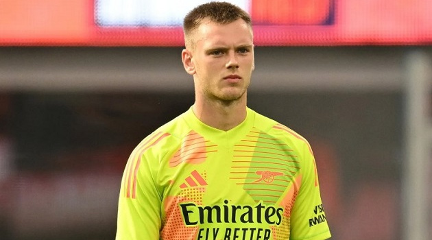 CHÍNH THỨC: Arsenal bán đứt thủ môn Karl Hein