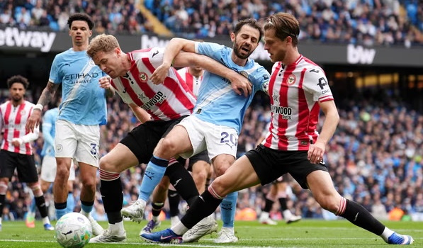 Bernardo Silva là siêu anh hùng thầm lặng của Pep Guardiola