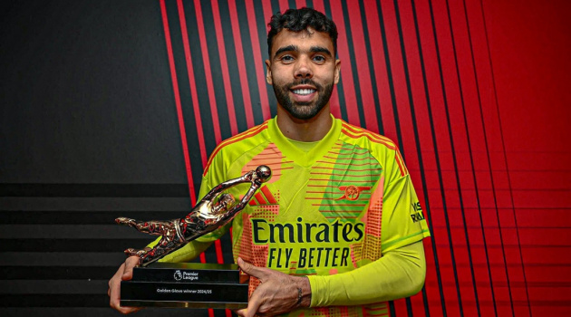 Tiết lộ nội tình vụ David Raya giúp Arsenal xưng vương