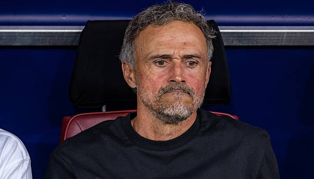 PSG hạ Arsenal, Luis Enrique nói cả hai không xứng đáng thắng