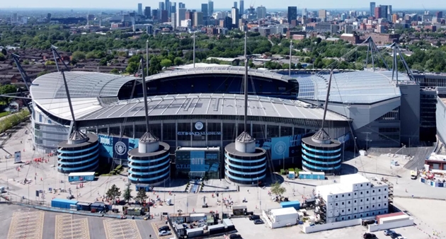 Man City dự chi 300 triệu bảng nâng cấp sân Etihad