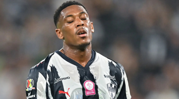 Anthony Martial thành cầu thủ tự do sau 20 trận cho CLB Mexico