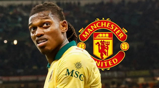 Romano hé lộ điều kiện để Man Utd chiêu mộ Rafael Leao