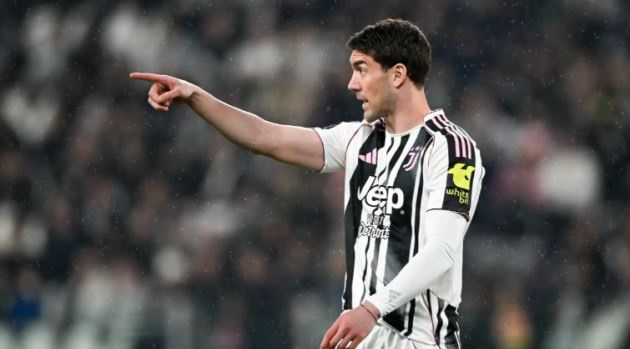 Chelsea dẫn đầu cuộc đua chiêu mộ miễn phí Vlahovic